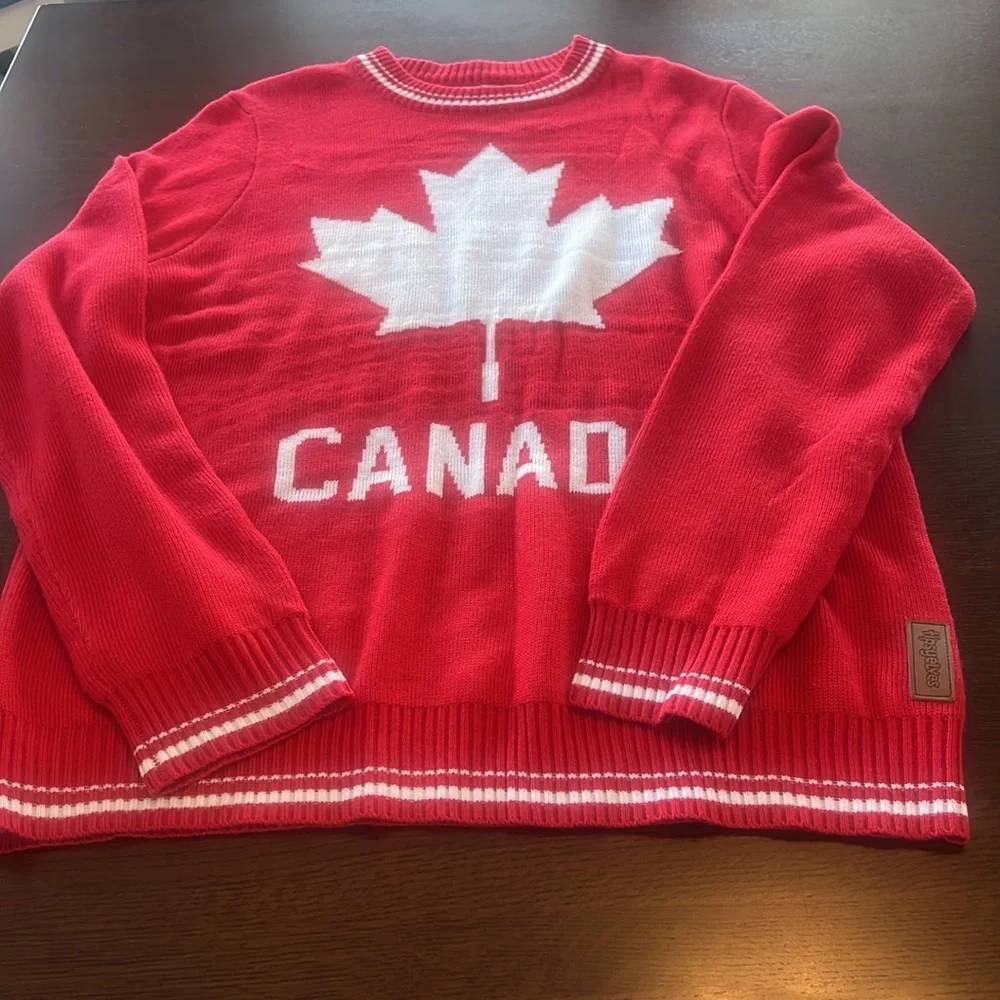 Tipsy Elves Red Maple Leaf Crewneck Sweater. Size Men’s  large Canada
